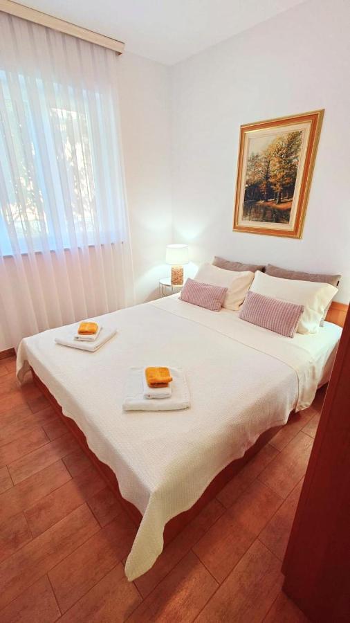 Apartments Lola روفينج المظهر الخارجي الصورة