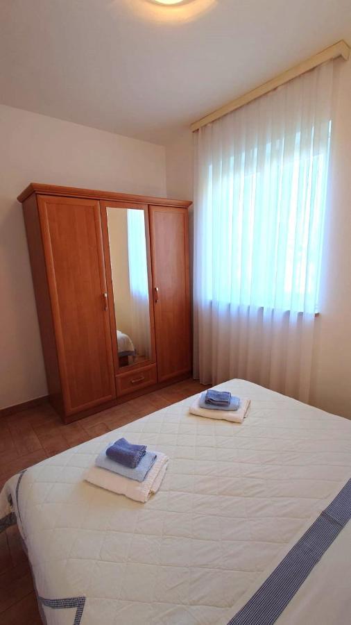 Apartments Lola روفينج المظهر الخارجي الصورة