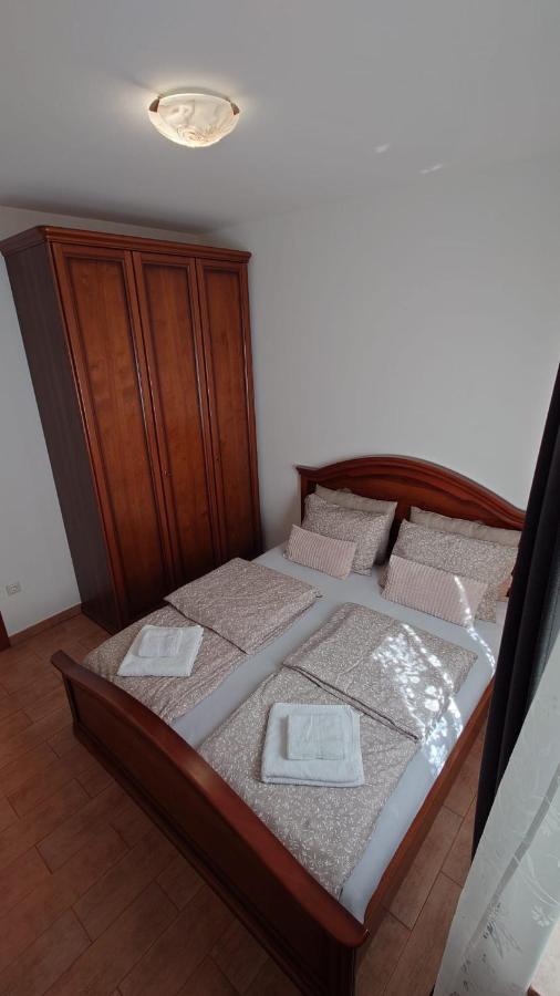 Apartments Lola روفينج المظهر الخارجي الصورة