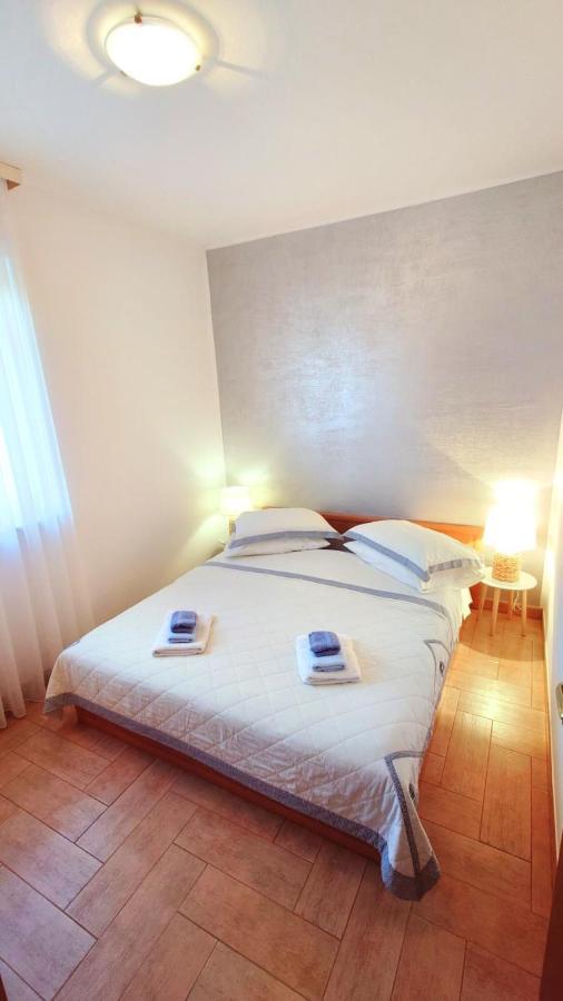 Apartments Lola روفينج المظهر الخارجي الصورة