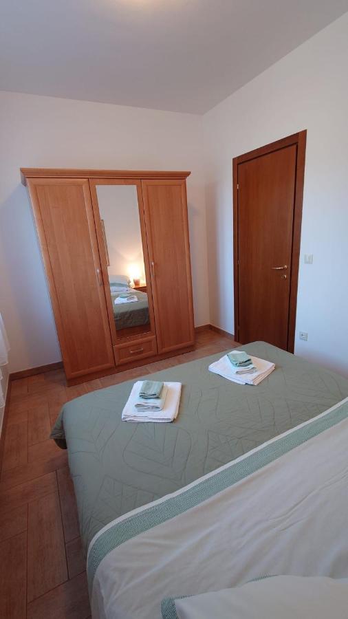 Apartments Lola روفينج المظهر الخارجي الصورة