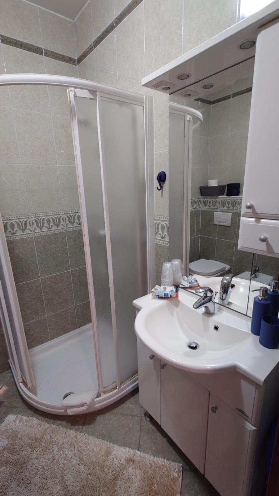 Apartments Lola روفينج الغرفة الصورة